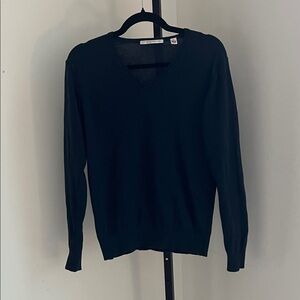 Uniqlo Black Women's Sweater